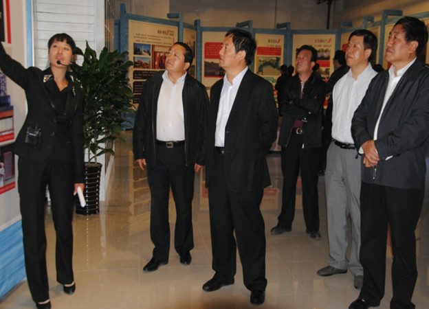 延安市薛海涛副市长一行考察照金文化旅游名镇建设