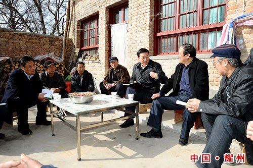 市委常委会党的群众路线教育实践活动在耀州区照金镇举行
