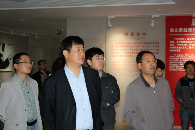 照金景区管委会赴马栏、照金开展群众路线教育实践活动