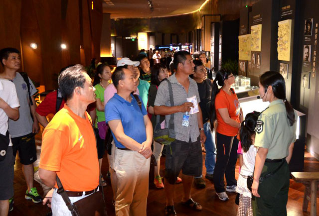 体育中心党总支组织党员赴照金革命教育基地参观学习