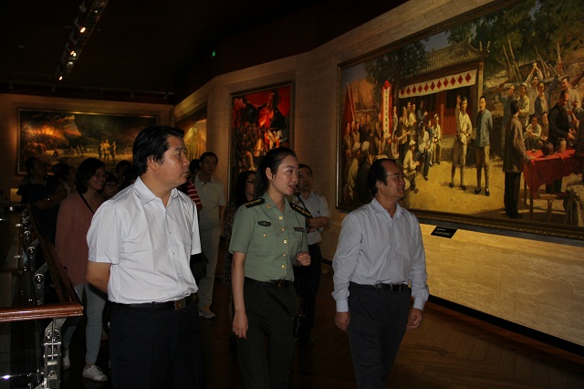 陕西历史博物馆一行70人来我馆开展主题教育活动