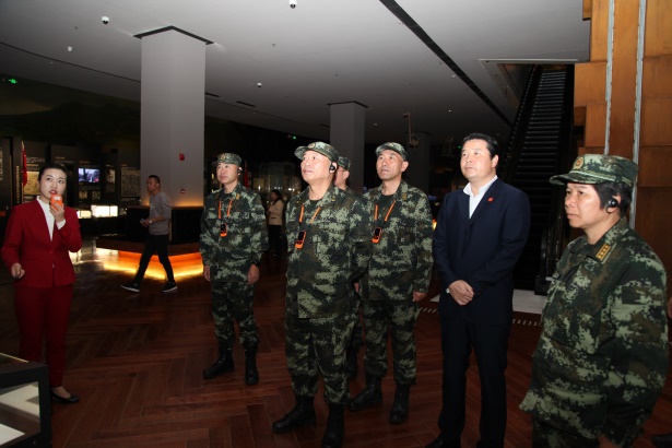 武警指挥学院政委宋晶一行到照金纪念馆参观学习