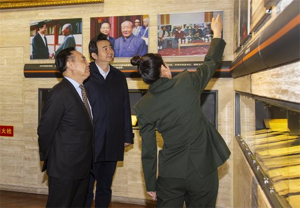 中国工程院院士樊代明到照金纪念馆参观学习